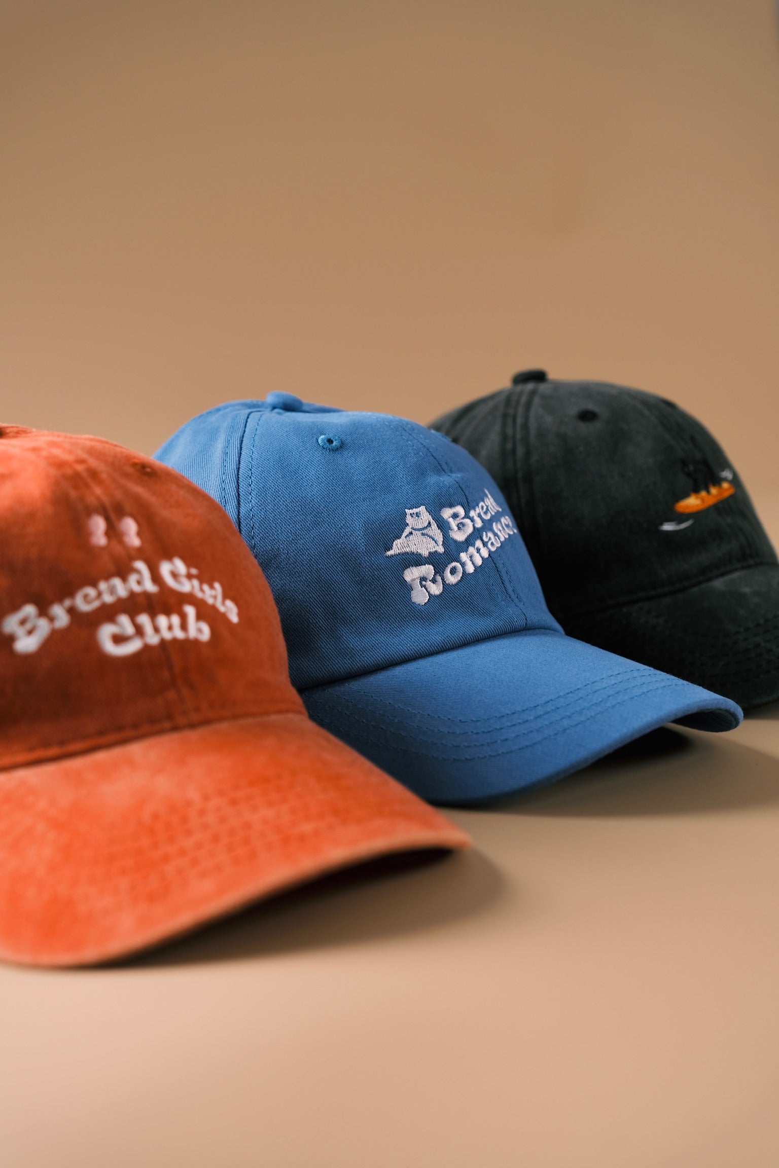 法包衝浪貓刺繡洗水灰黑色鴨舌帽