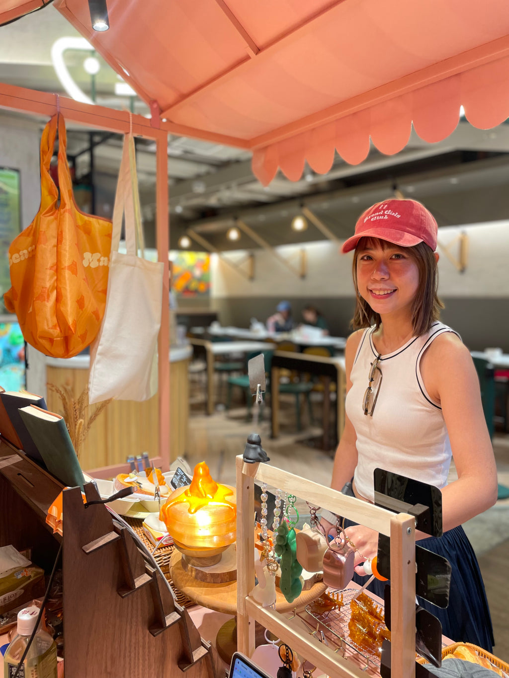 Bread Girls Club 刺繡洗水紅色鴨舌帽