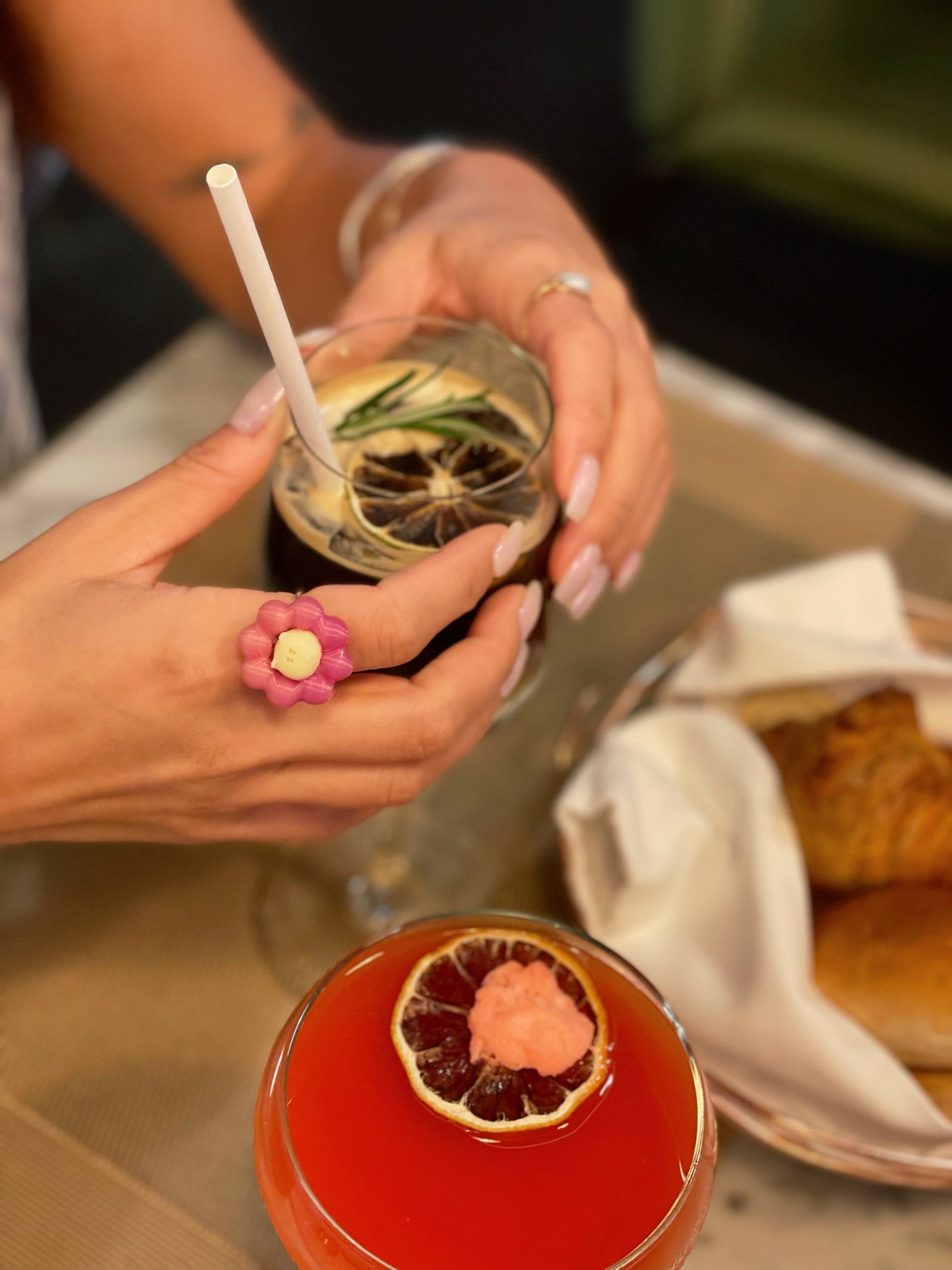 波提貓咪冬甩貓咪介指