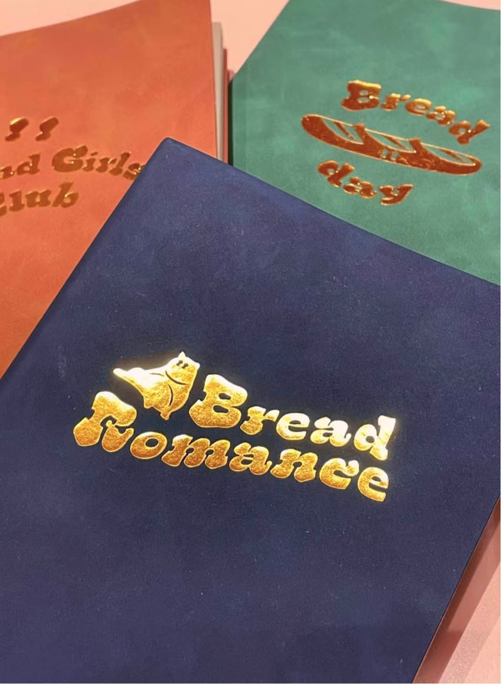 Bread Romance深藍色仿皮空白頁筆記本